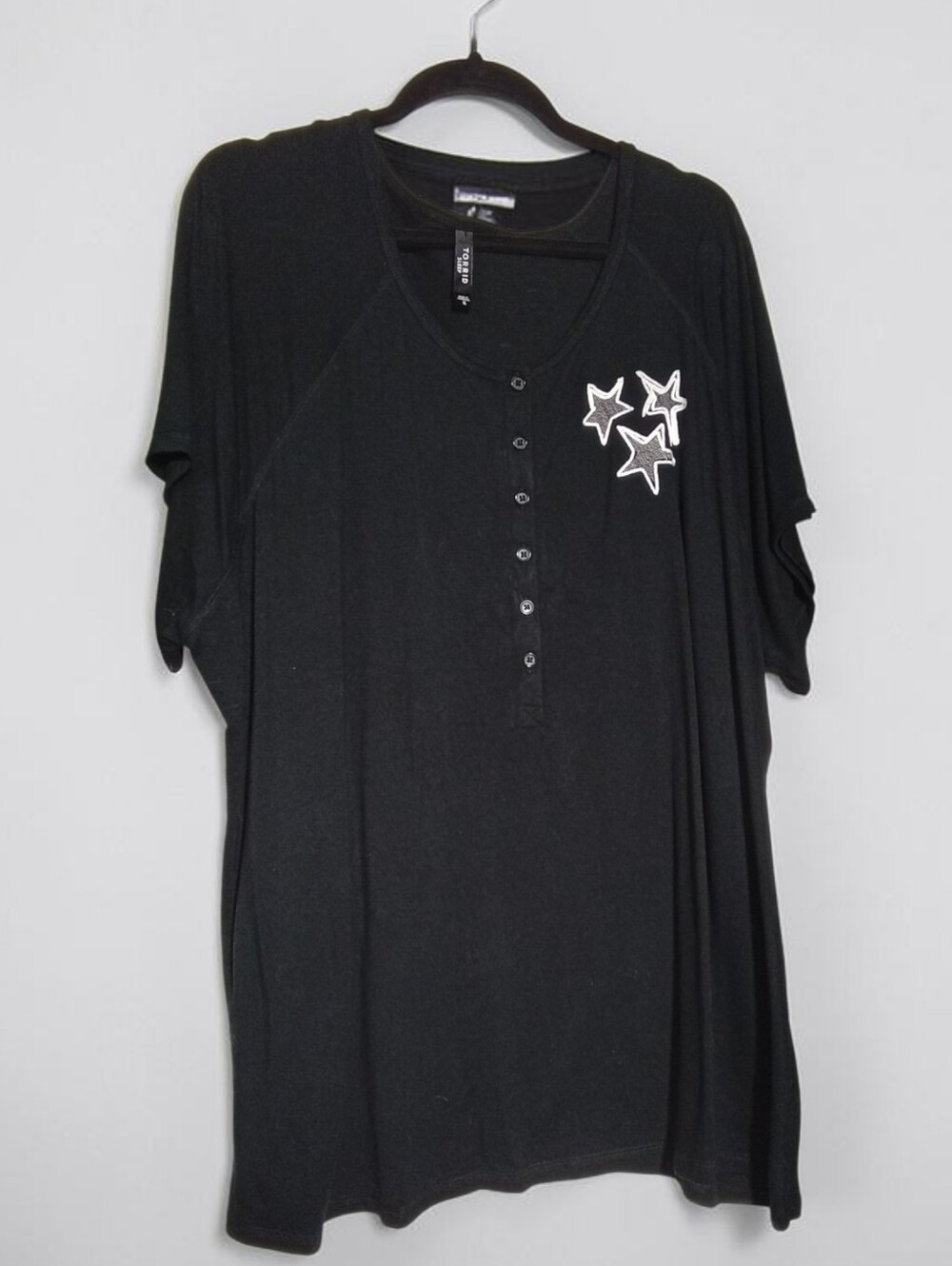 Torrid black sleep Top with White Star Patch